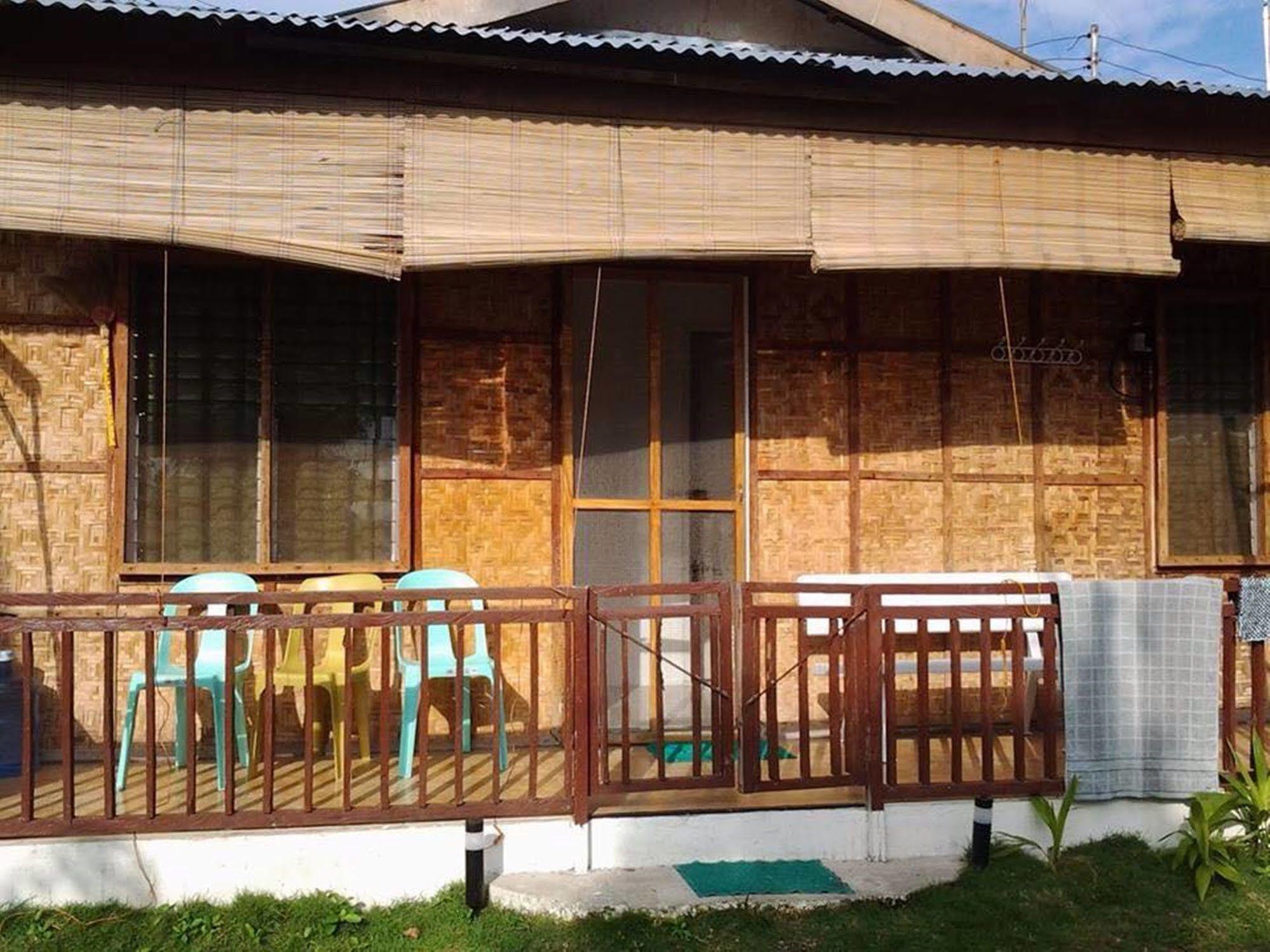 Cronin Residence Resort Oslob Ngoại thất bức ảnh
